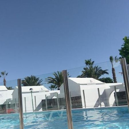 Las Gaviotas Apartments コラレホ エクステリア 写真